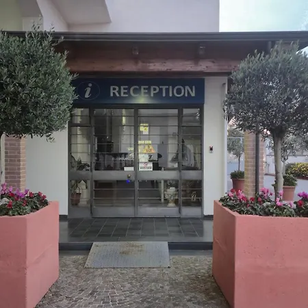 Centro Don Giustino Hotel 3*