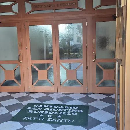 Hotel Centro Don Giustino 3*